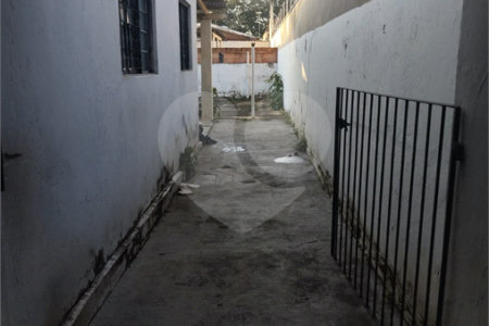 Casa Térrea à venda com 3 quartos, sendo 1 suíte, em Vila Xavier (vila Xavier), Araraquara, SP