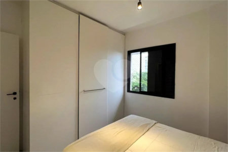 Apartamento à venda com 3 quartos, sendo 1 suíte, em Vila Madalena, São Paulo, SP