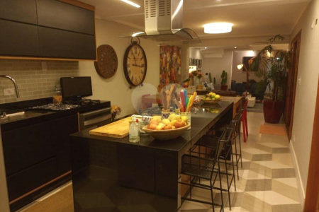 Casa à venda com 3 quartos, sendo 1 suíte,  em Vila Monumento, São Paulo, SP
