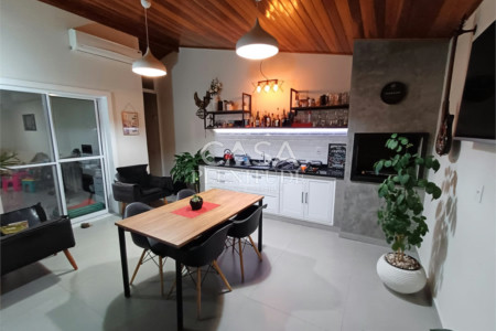 Casa em condomínio à venda com 3 quartos, sendo 1 suíte, em Vila Haro, Sorocaba, SP