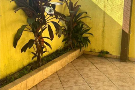 Casa à venda com 2 quartos no condomínio Refugio Canta Galo, Cotia - SP
