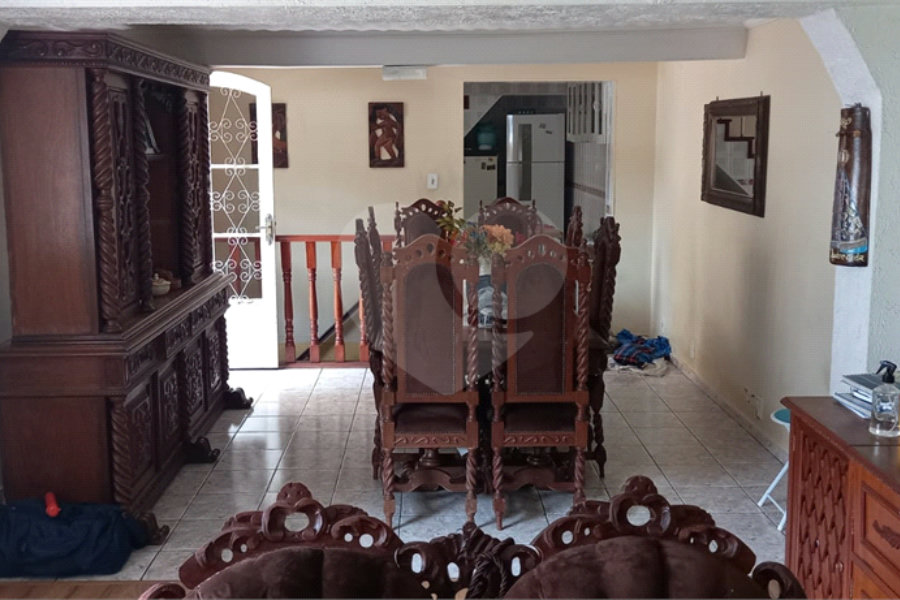 Sobrado à venda com 4 quartos em Água Fria, São Paulo, SP