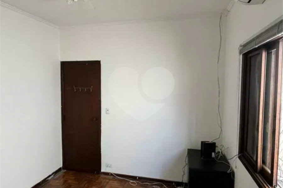 Casa à venda com 4 quartos, sendo 1 suíte, em Santana, São Paulo, SP