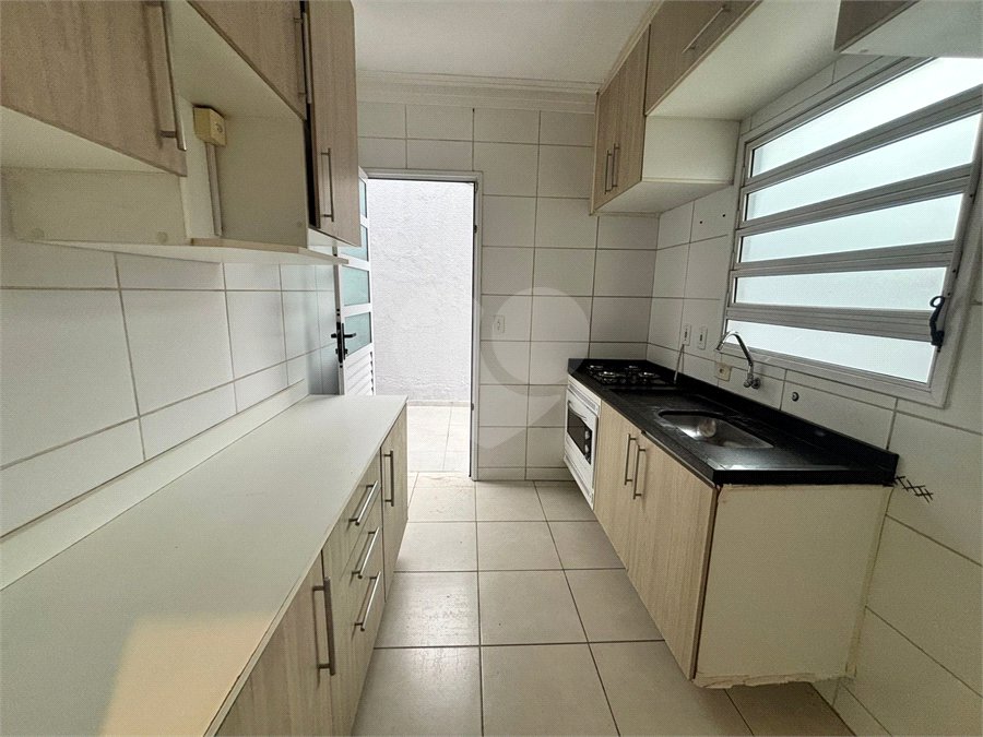 Casa de Vila à venda com 2 quartos, sendo 1 suíte, em Conjunto Residencial Jardim Villagio Torino, Sorocaba, SP