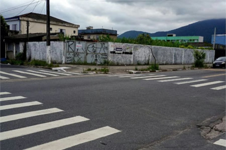 Terreno Comercial para venda e locação, Jardim Rio Branco, São Vicente - TE0006.