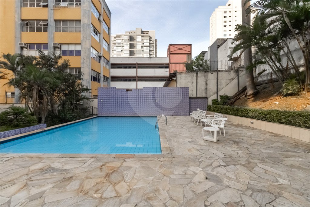 Apartamento à venda com 3 quartos, sendo 1 suíte,  em Vila Clementino, São Paulo, SP
