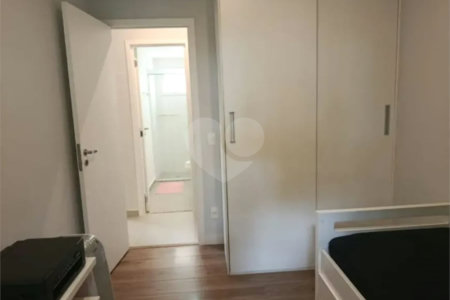 Apartamento à venda com 3 quartos, sendo 1 suíte, em Vila Gomes, São Paulo, SP