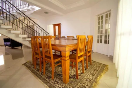 Casa à venda com 4 quartos, sendo 3 suítes,  no condomínio Altos da Serra Vi, São José dos Campos - SP
