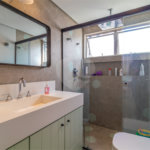 Apartamento à venda com 3 quartos, sendo 1 suíte, em Moema, São Paulo, SP