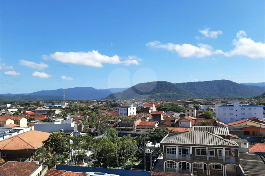 Apartamento à venda com 2 quartos, sendo 1 suíte, em Vera Cruz, Mongaguá, SP