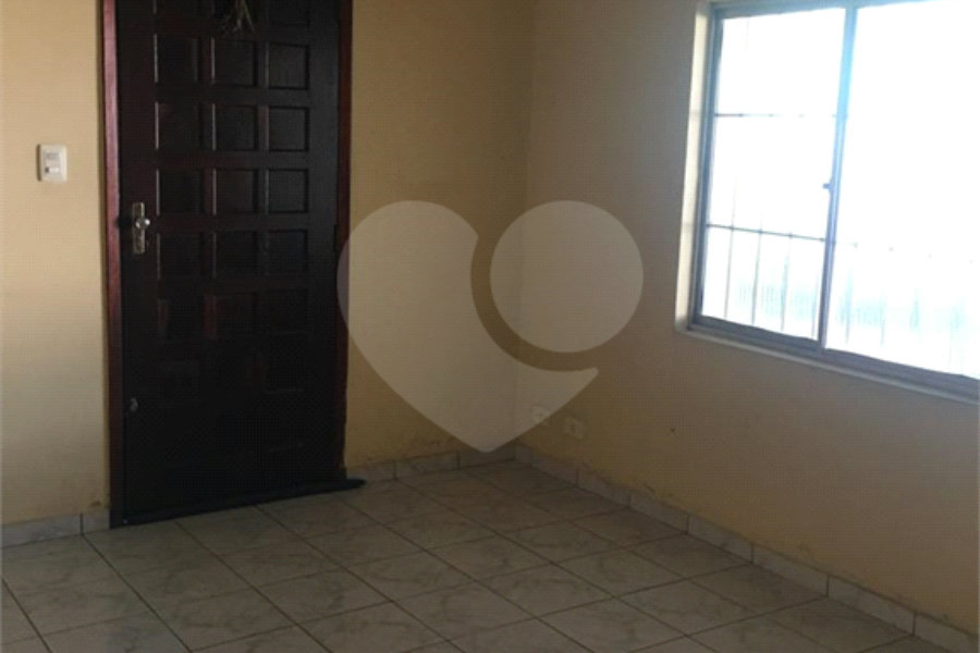 Casa Térrea à venda com 3 quartos em Parque Edu Chaves, São Paulo, SP
