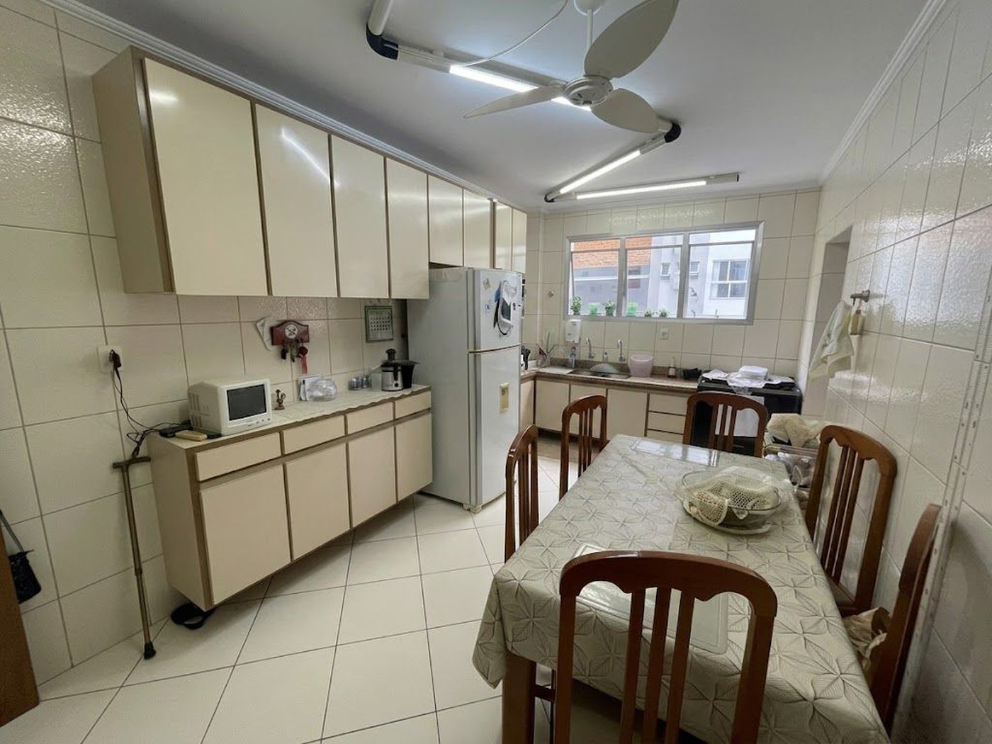 Apartamento com 3 dormitórios à venda, 131 m² por R$ 880.000,00 - Marapé - Santos/SP