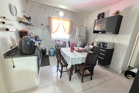 Casa à venda com 3 quartos, sendo 1 suíte,  em Ferreira, São Paulo, SP