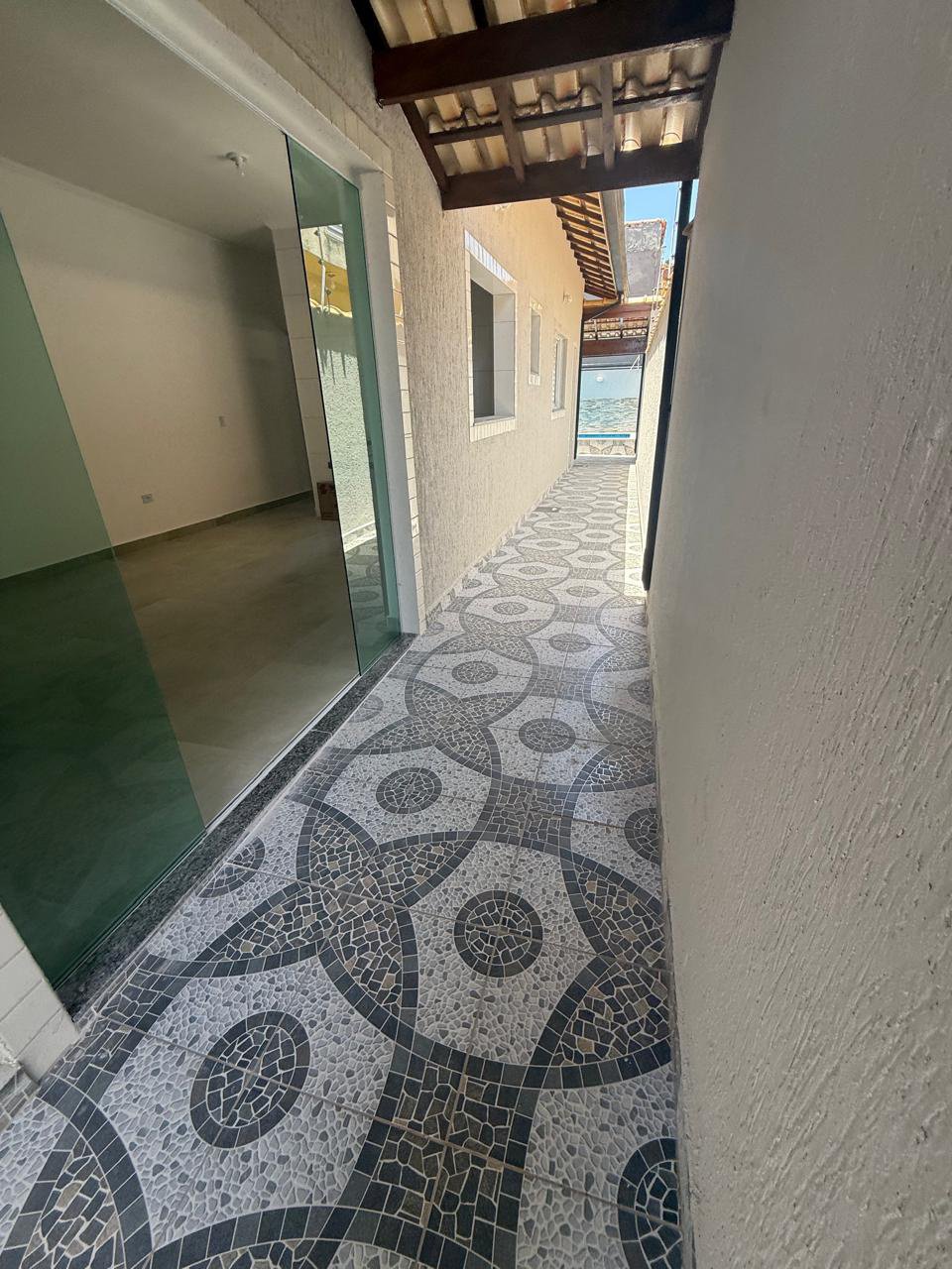 🏖️ Oportunidade Imperdível em Itanhaém – Casa com Piscina à Venda!