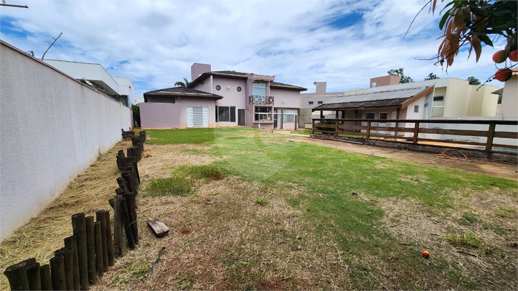 Lote á venda no residencial Eldorado.