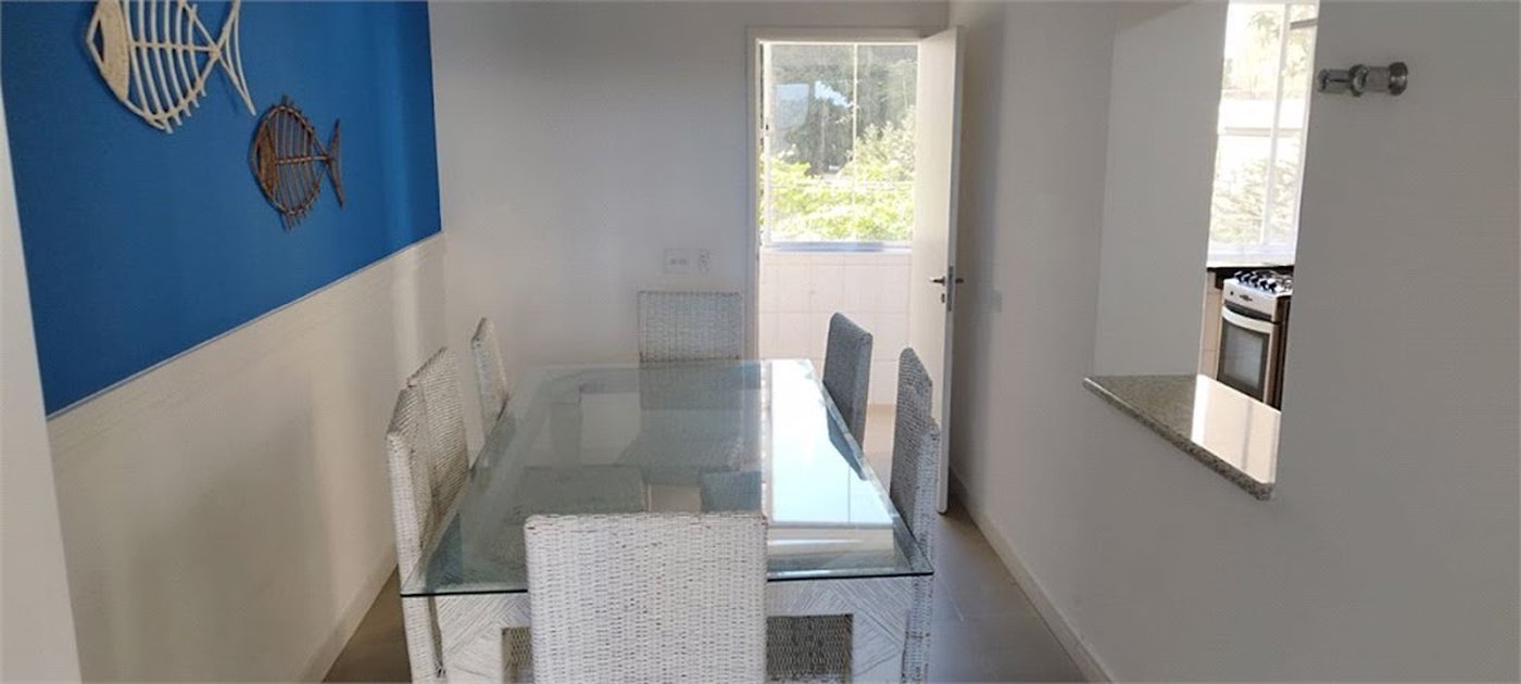 Apartamento Residencial à venda, Pitangueiras, Guarujá - AP0444.