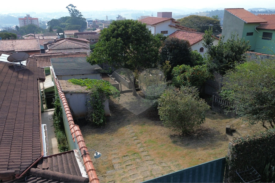Casa à venda com 3 quartos, sendo 1 suíte, no Centro, Extrema, MG