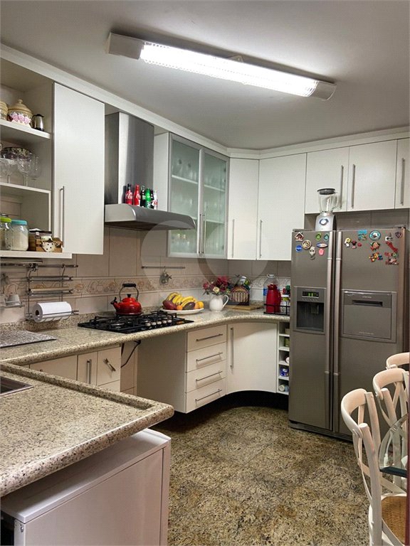 Sobrado à venda com 4 quartos, sendo 1 suíte, em Tremembé, São Paulo, SP