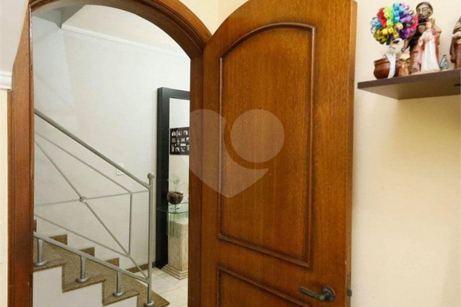 Sobrado à venda com 6 quartos, sendo 1 suíte,  em Tucuruvi, São Paulo, SP