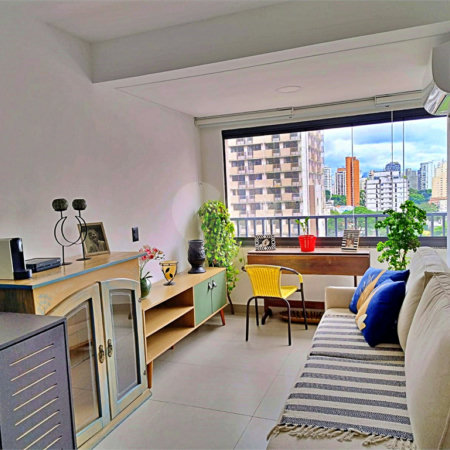 Apartamento à venda com 1 quarto em Indianópolis, São Paulo, SP