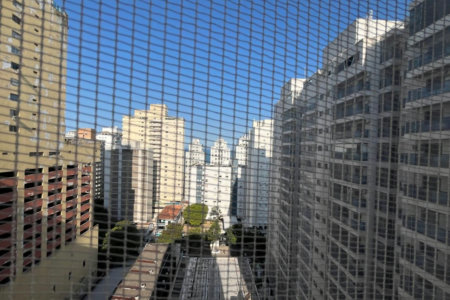 Oportunidade em Pitangueiras! Apartamento de 2 Dormitórios a Poucos Passos da Praia