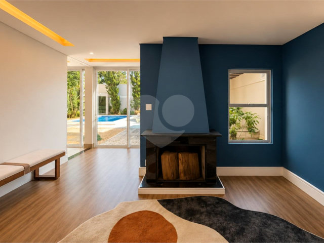 Casa à venda com 4 quartos, sendo 2 suítes,  em Interlagos, São Paulo, SP