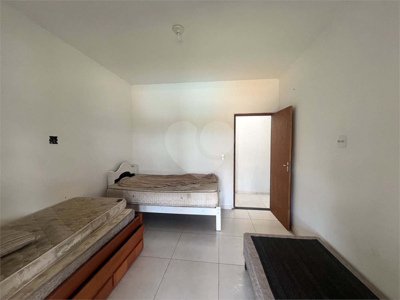 Casa à venda com 4 quartos, sendo 1 suíte, em Mato Seco, Itapetininga, SP