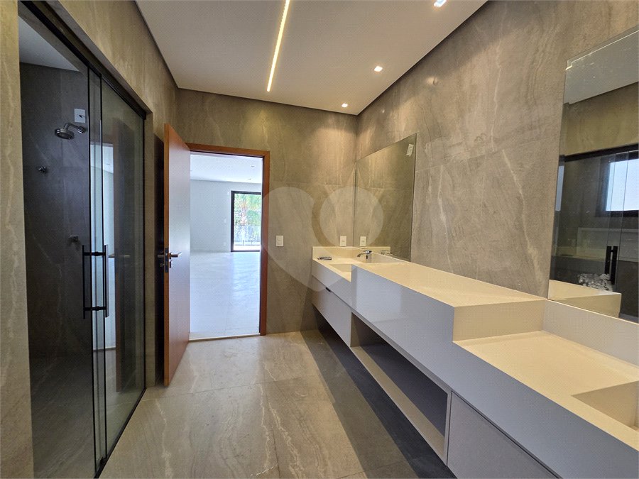 Casa à venda com 5 suítes no condomínio Fazenda Imperial, Sorocaba - SP