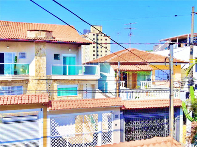 Sobrado à venda com 4 quartos, sendo 1 suíte,  em Vila Guilherme, São Paulo, SP
