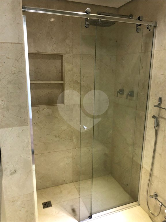 Apartamento à venda com 4 suítes em Vila Suzana, São Paulo, SP