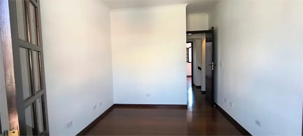 Sobrado à venda com 3 quartos, sendo 2 suítes, em Jardim Ivana, São Paulo, SP