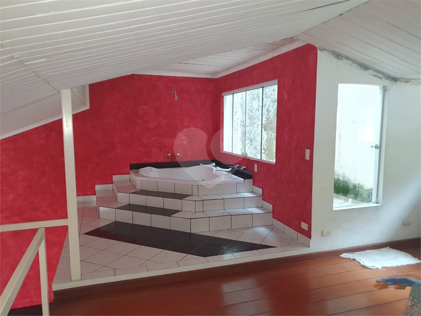Sobrado à venda com 4 suítes em Tremembé, São Paulo, SP
