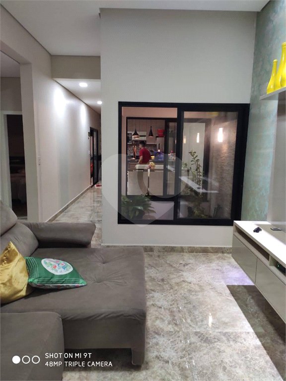 Casa à venda com 3 quartos, sendo 1 suíte, em Residencial Vila dos Eucaliptos, Salto, SP