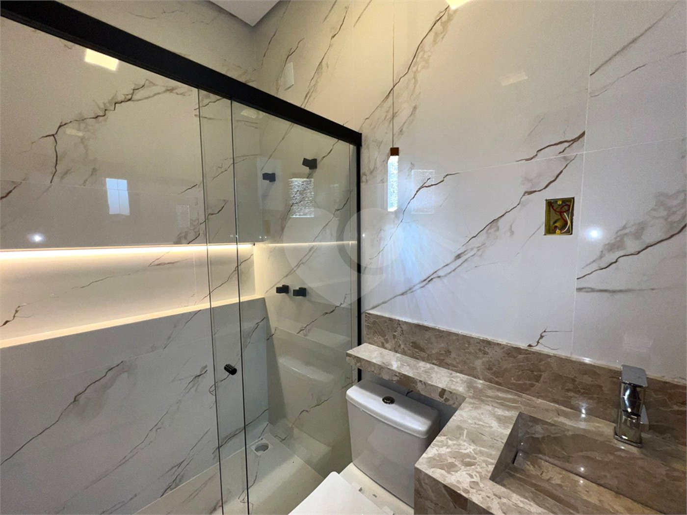 Casa à venda com 3 quartos, sendo 1 suíte,  no condomínio Villagio_ipanema 1, Sorocaba - SP