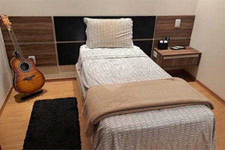 Casa à venda com 4 quartos, sendo 3 suítes,  no condomínio Res. Luzern, Campinas - SP