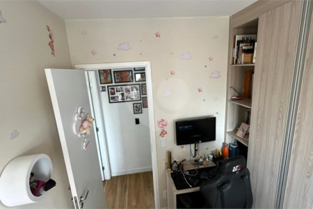 Apartamento à venda com 2 quartos, sendo 1 suíte, em Vila Rosália, Guarulhos, SP