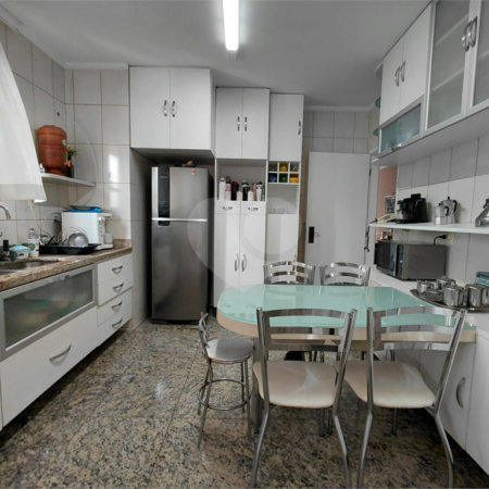 Apartamento à venda com 3 quartos, sendo 1 suíte,  em Perdizes, São Paulo, SP