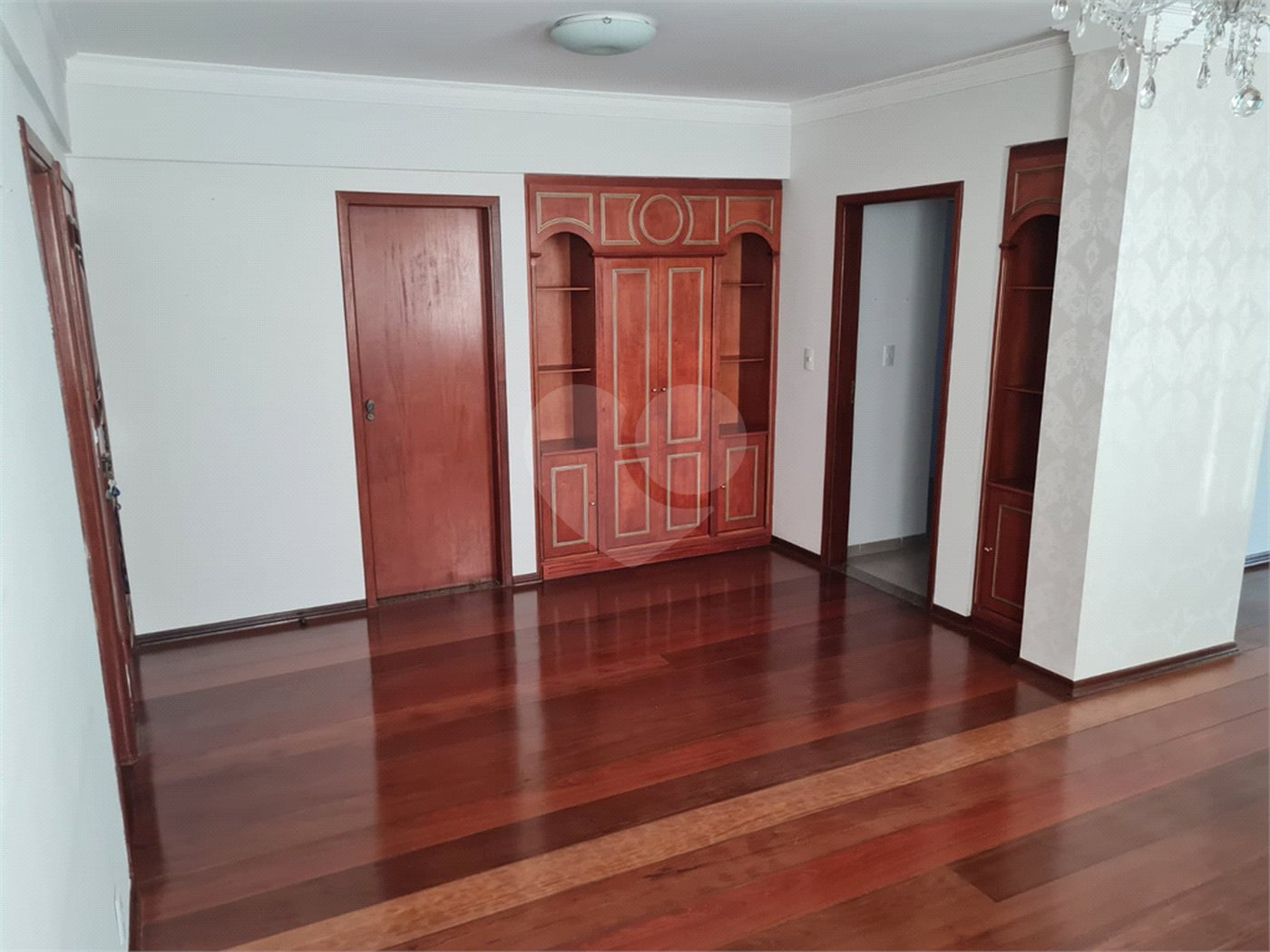 Apartamento à venda com 3 quartos, sendo 1 suíte,  em Vila Angeli, Valinhos, SP