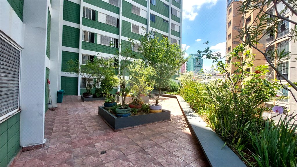 Apartamento à venda com 2 quartos em Sé, São Paulo, SP