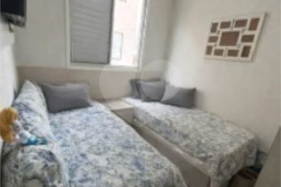 Apartamento à venda com 2 quartos em Jardim Mangalot, São Paulo, SP