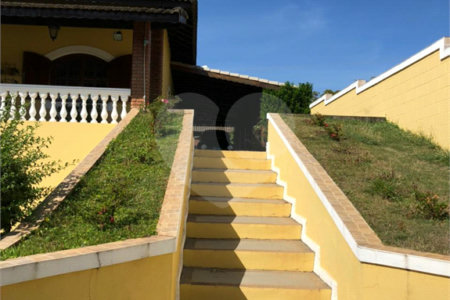 Casa Térrea à venda com 4 quartos, sendo 1 suíte, em Parque dos Cafezais VI, Itupeva, SP