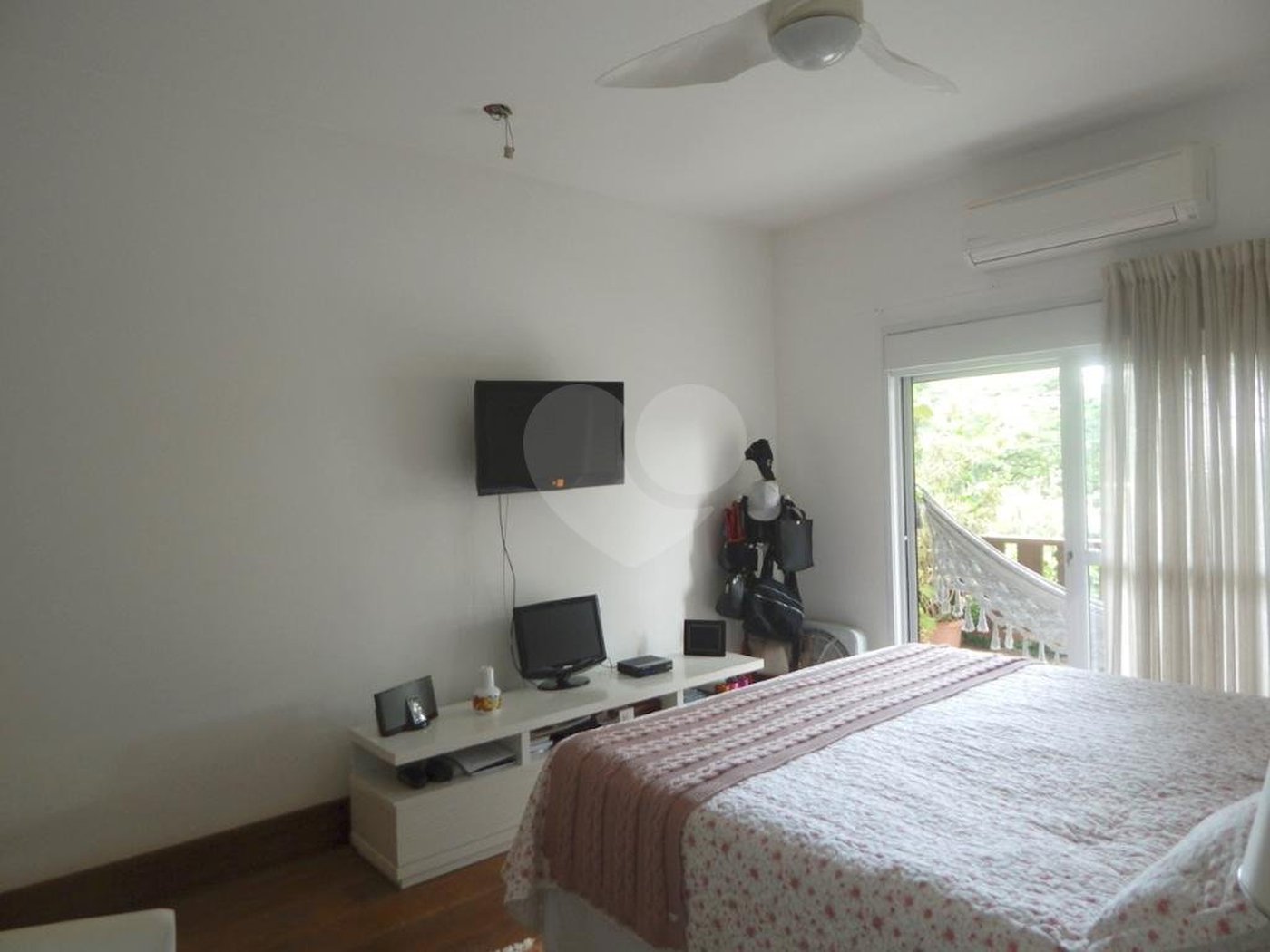 Casa Térrea à venda com 3 suítes em Jardim Prudência, São Paulo, SP