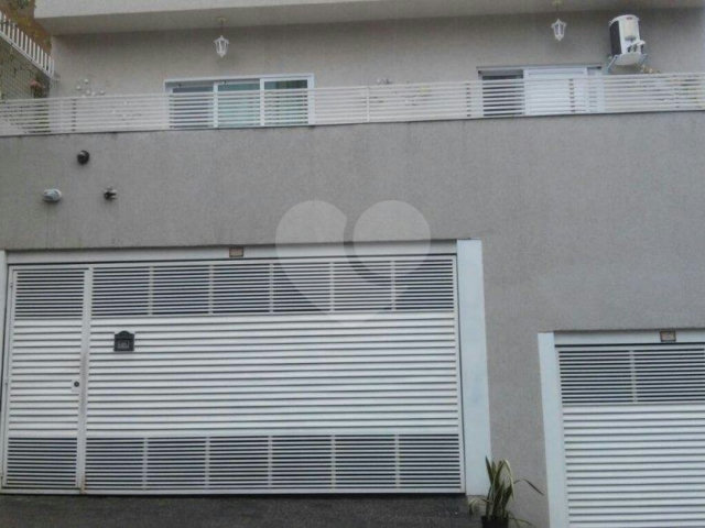 Casa à venda com 6 quartos, sendo 3 suítes,  em Santana, São Paulo, SP