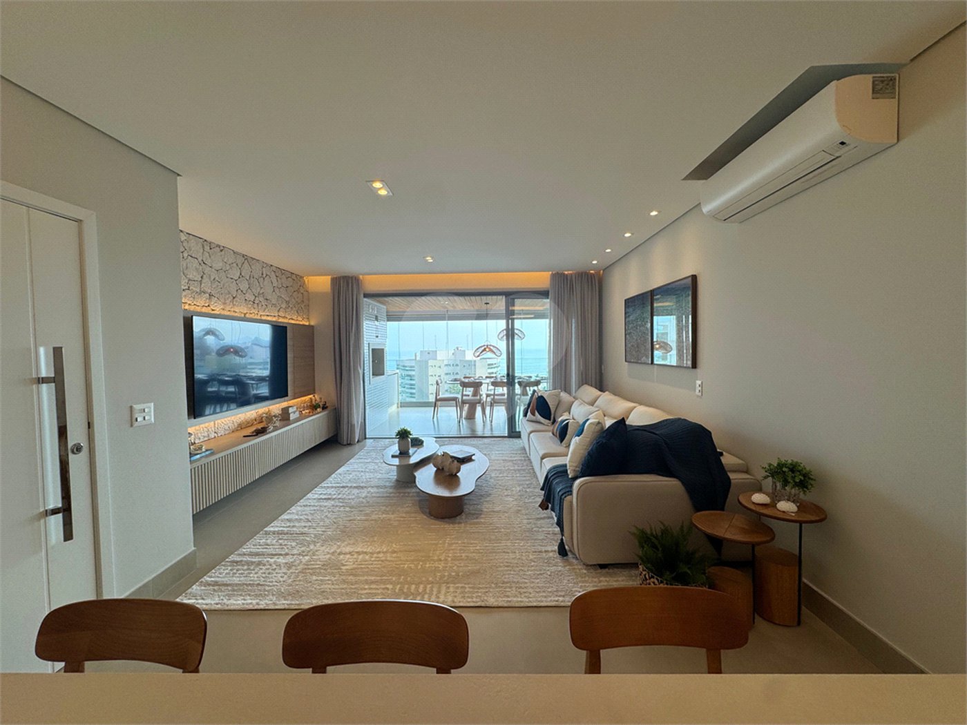 Apartamento à venda com 3 suítes em Riviera, Bertioga, SP