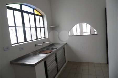 Casa à venda com 5 quartos, sendo 3 suítes, em Vila São Francisco, São Paulo, SP