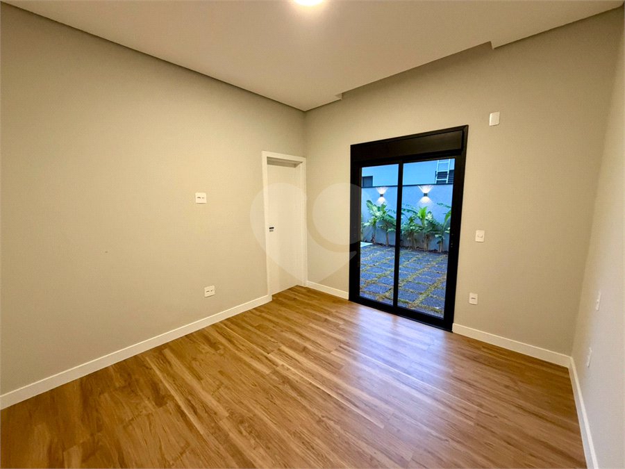 Casa à venda com 3 suítes no condomínio Le France, Sorocaba - SP