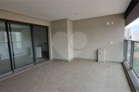 Apartamento à venda com 3 suítes em Chácara Santo Antônio, São Paulo, SP