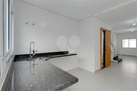 Sobrado à venda com 3 quartos, sendo 1 suíte, em Cupecê, São Paulo, SP