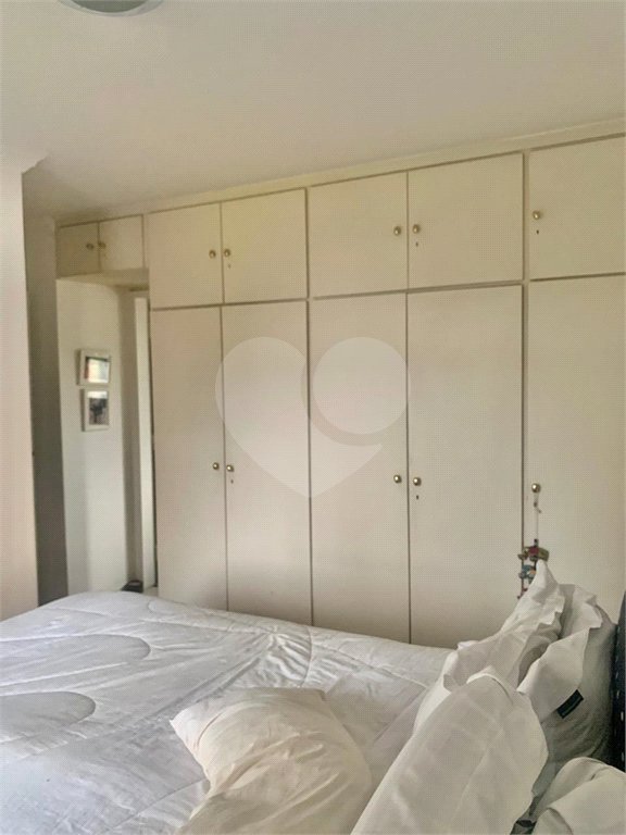 Apartamento à venda com 2 quartos, sendo 1 suíte,  em Real Parque, São Paulo, SP