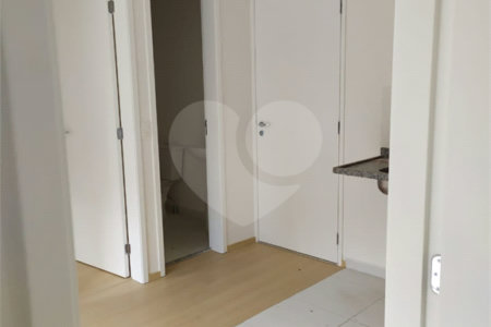 Apartamento à venda com 2 quartos em Cidade Mãe do Céu, São Paulo, SP